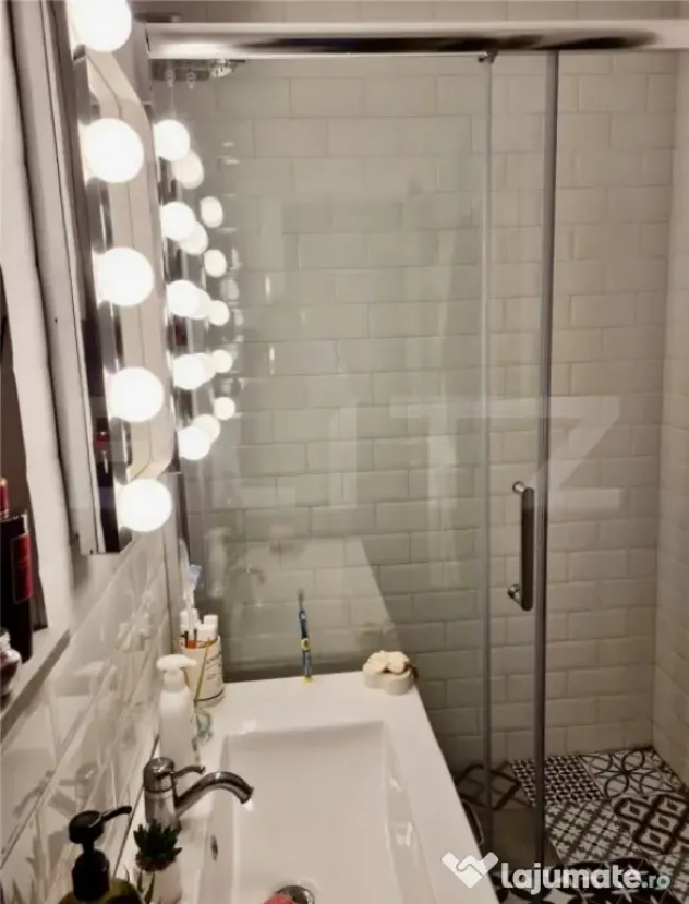 Apartament cu 3 camere, 66 mp - zona Bucovina