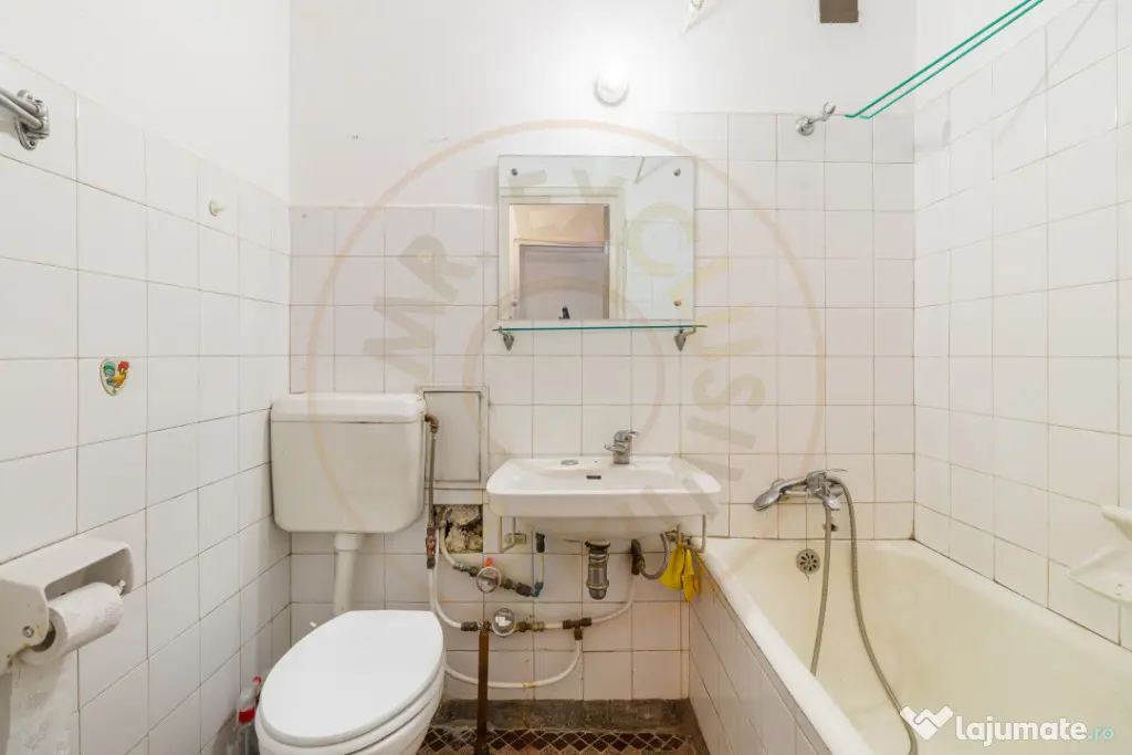 3 camere etaj 3 din 4 Cetatea de balta