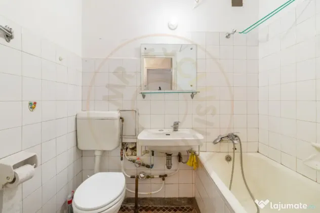 3 camere etaj 3 din 4 Cetatea de balta