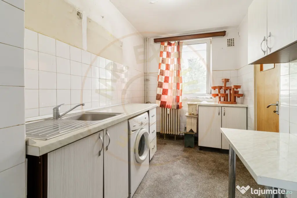 3 camere etaj 3 din 4 Cetatea de balta