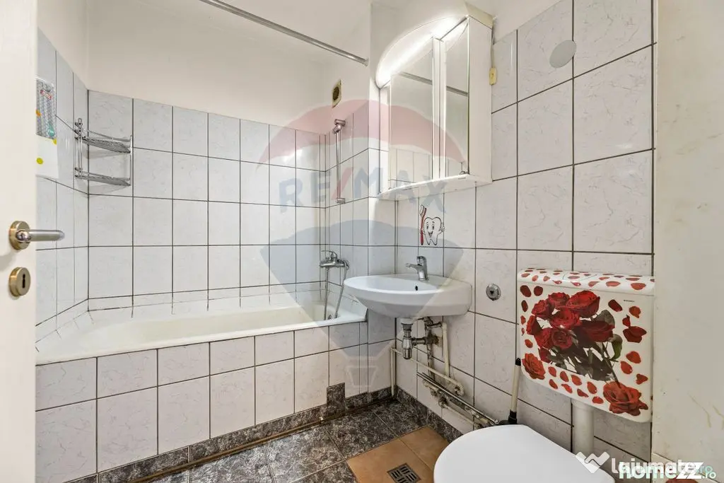 Apartament 3 camere, centrală proprie, Podgoria / Arad