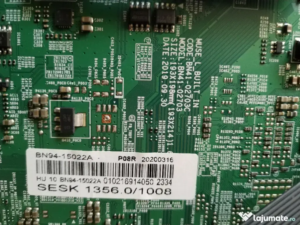 Dezmembrez samsung ue50ru7092u