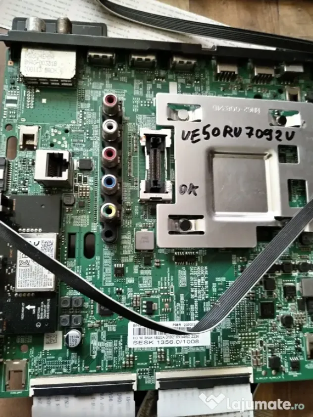 dezmembrez Samsung UE50RU7092u
