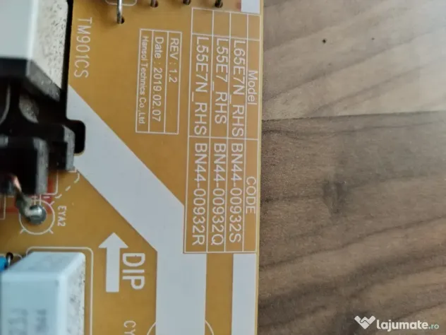 dezmembrez Samsung UE50RU7092u
