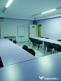 Vând mobilier sală de conferințe 