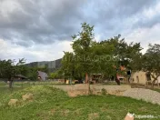 Teren cu autorizație , proiect și utilități trase, pr...