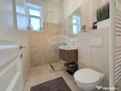 Rar pe piață: apartament la vilă, curte exclusivă de ... 