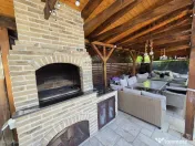 Rar pe piață: apartament la vilă, curte exclusivă de ... 