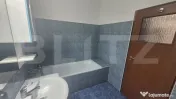 Apartament cu 3 camere de vanzare, 61.65 mp, strada Gellert 
