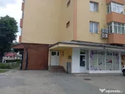 Închiriez spațiu comercial central 