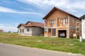 Casă / Vilă nouă de vânzare, la roșu, 5 camere, 225m... 