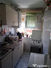 Apartament cu 4 camere / Etaj 3 / Zona Dacia 
