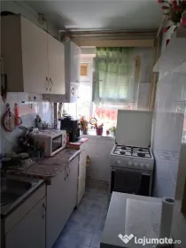 Apartament cu 4 camere / Etaj 3 / Zona Dacia