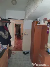 Apartament cu 4 camere / Etaj 3 / Zona Dacia 