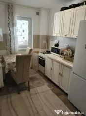 Apartament 2 camere, decomandat - zona Tractorul 