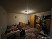 Casă cu teren 468 mp și deschidere la 2 străzi asfaltate, 