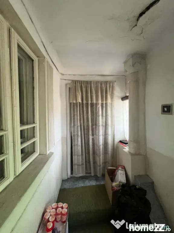 Casă cu teren 468 mp și deschidere la 2 străzi asfaltate? - Craiova (Dolj)
