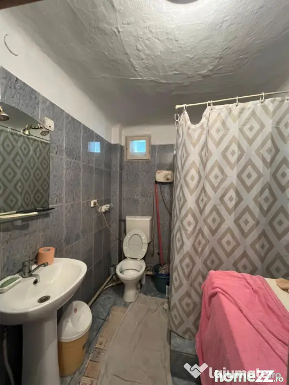 Casă cu teren 468 mp și deschidere la 2 străzi asfaltate? - Craiova (Dolj)