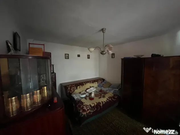 Casă cu teren 468 mp și deschidere la 2 străzi asfaltate? - Craiova (Dolj)