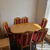 Masă extensibilă din lemn masiv
