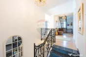 Casă de Lux de vânzare| Trivale- Pitești| 378mp Sdc| T...