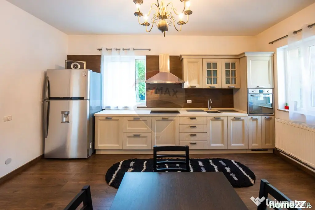 Casă de Lux de vânzare| Trivale- Pitești| 378mp Sdc| T...