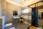 Casă de Lux de vânzare| Trivale- Pitești| 378mp Sdc| T... 