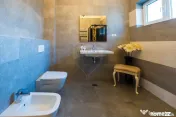 Casă de Lux de vânzare| Trivale- Pitești| 378mp Sdc| T... 
