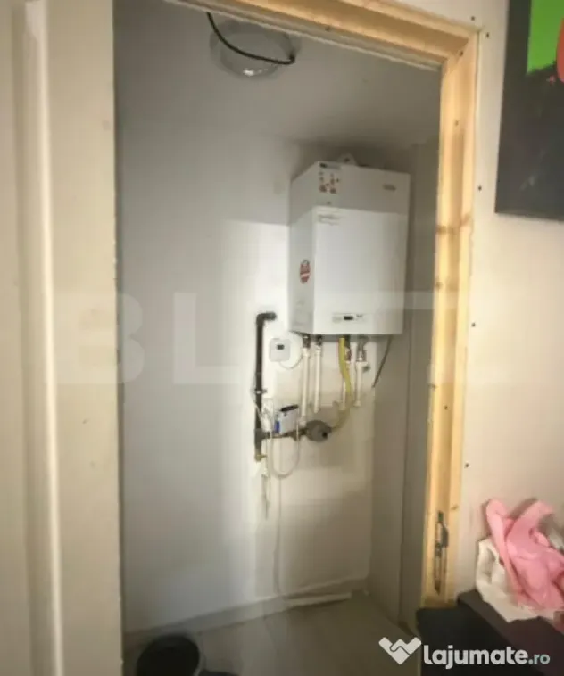 Spatiu comercial versatil, 120 mp, 2 parcari, zona Plopilor