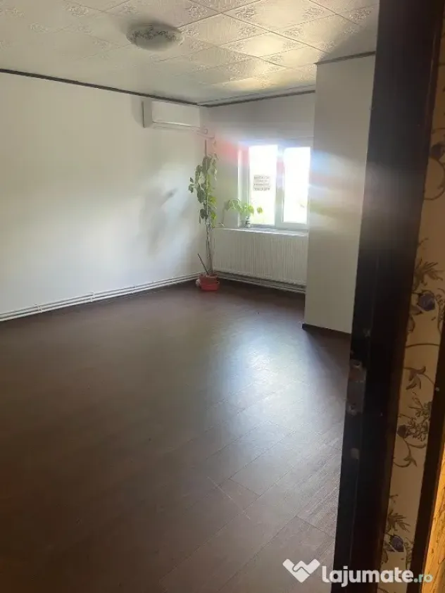Apartament spațios 98,67 mp | 2 băi | 2 balcoane | etaj 1/2 | 1 Decemb