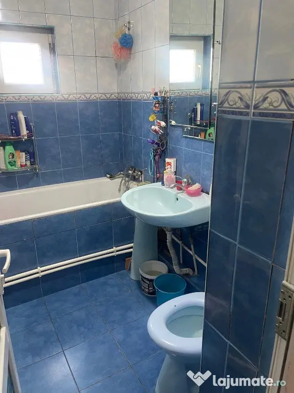 Apartament spațios 98,67 mp | 2 băi | 2 balcoane | etaj 1/2 | 1 Decemb