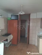 3 camere 3/8, 70mp, bloc 1982-Ghencea 