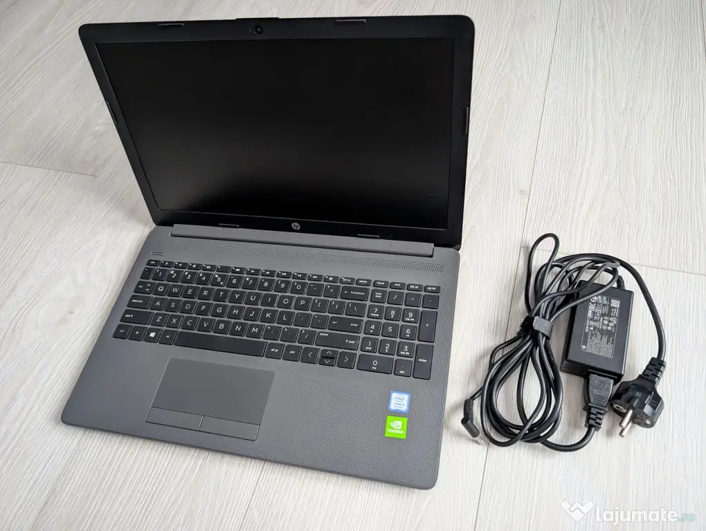 Laptop HP bun