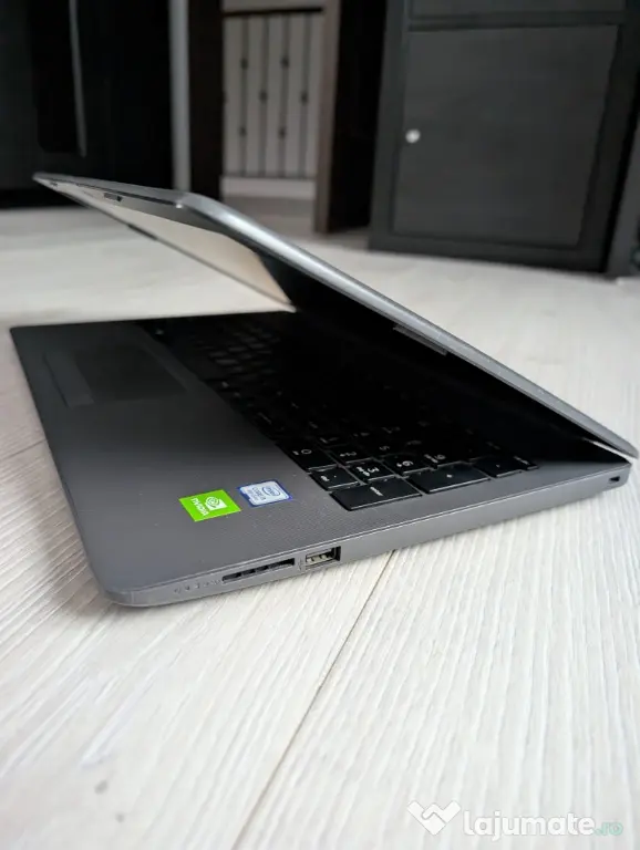 Laptop HP bun