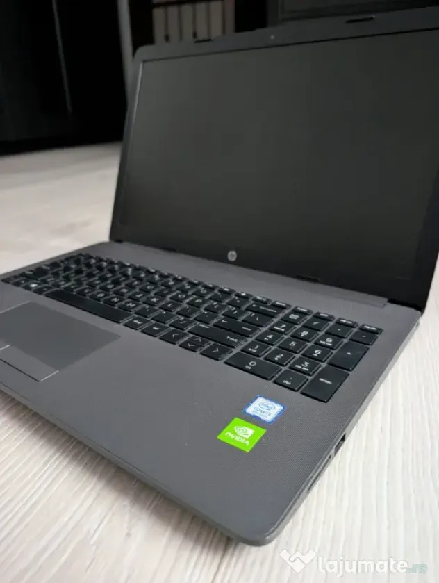 Laptop HP bun