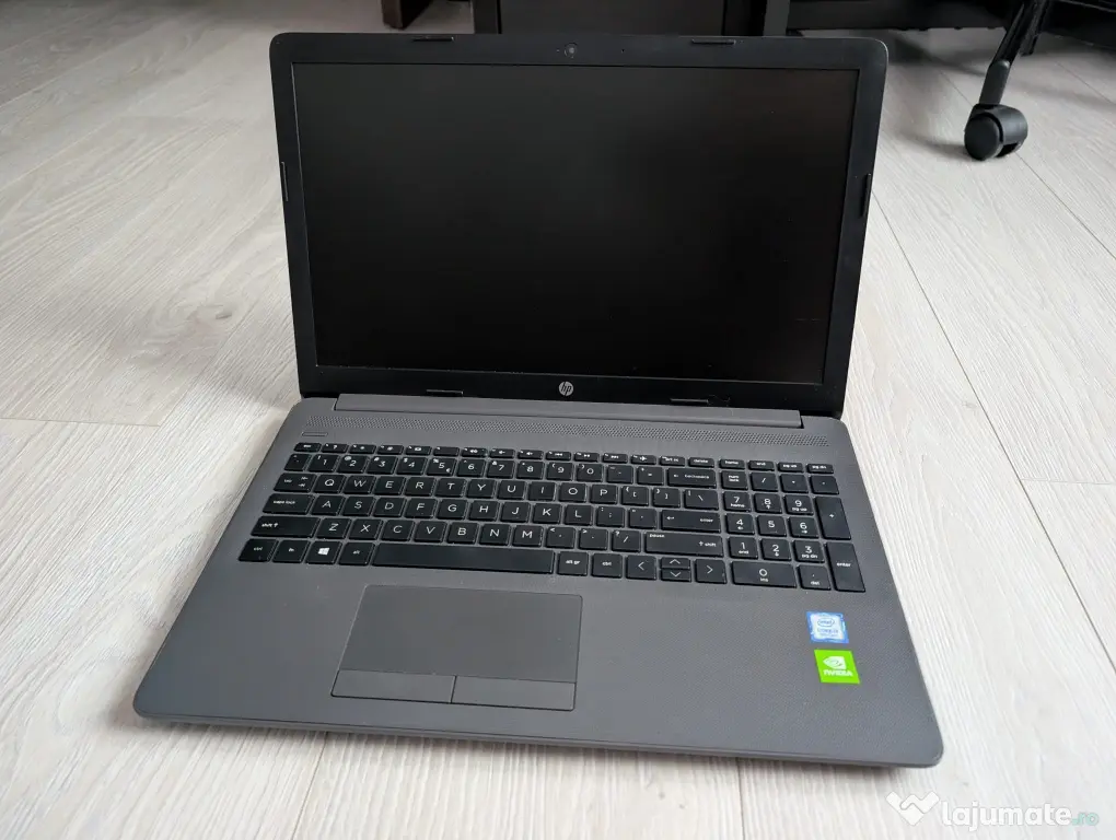 Laptop HP bun