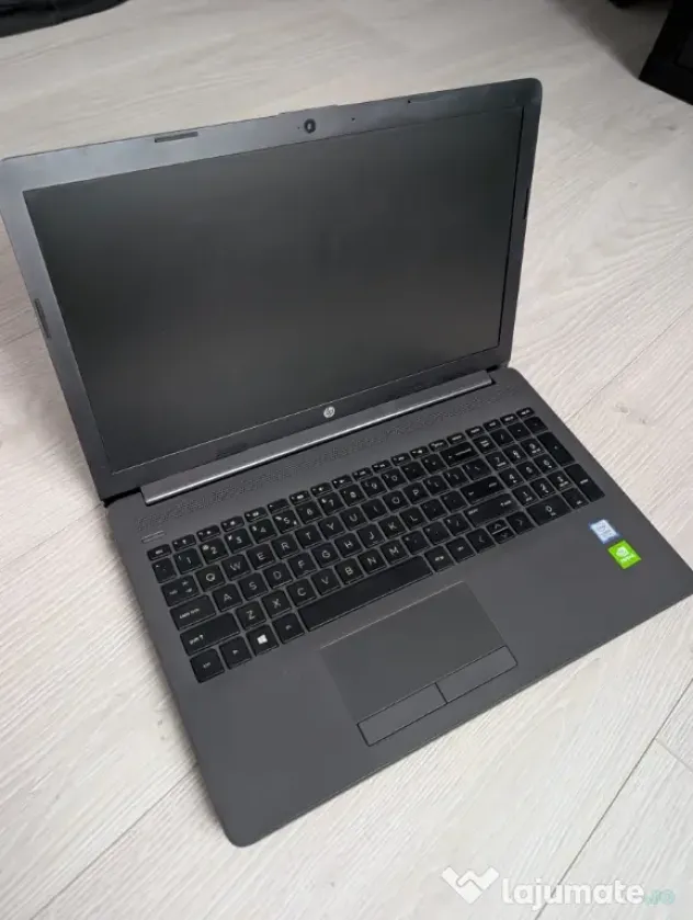 Laptop HP bun