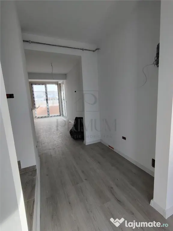 Duplex superb - zona excelenta la 4 benzi - spatii generoase