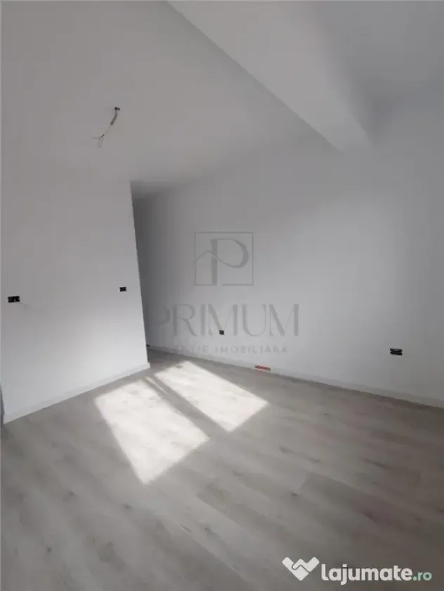 Duplex superb - zona excelenta la 4 benzi - spatii generoase