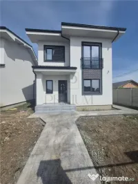 DUPLEX INDIVIDUAL - Despartit prin camera Tehnica - bucat 