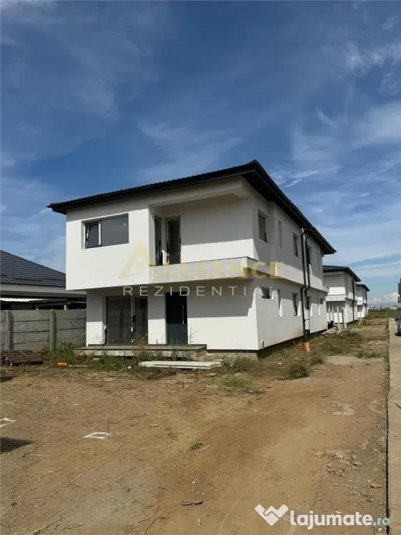 Vila P 1 cu 4 camere - 2 bai { Popesti Leordeni }