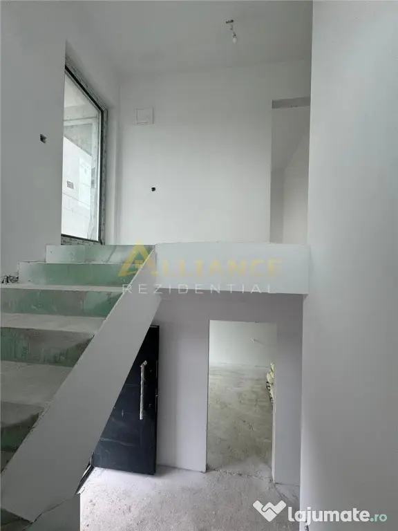 Vila P 1 cu 4 camere - 2 bai { Popesti Leordeni }