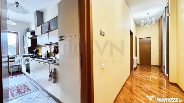 Capitale de 2 Apartamente plus Pod