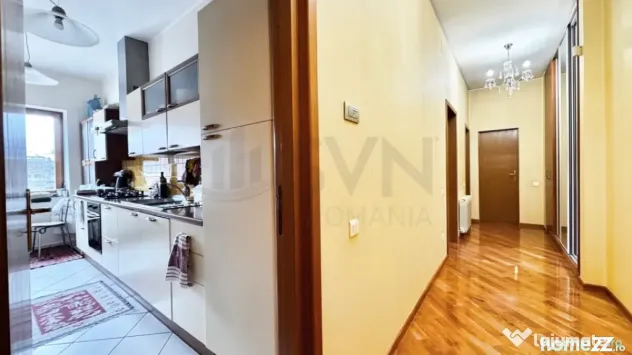 Capitale de 2 Apartamente plus Pod