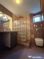 Vilă 328 mp;Teren 982 mp - Sediu firmă/clinică/grădin...