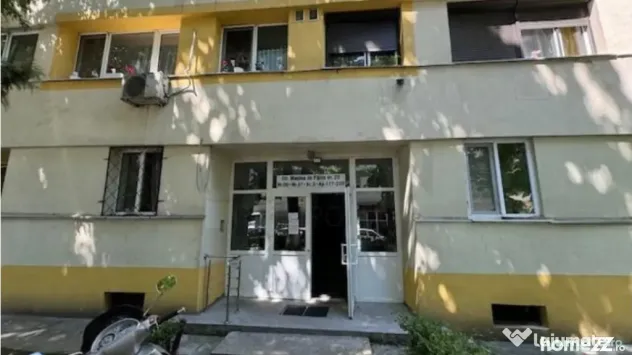 Apartament 3 Camere Masina de Paine Sector 2 de Vanzare