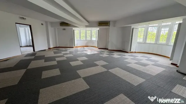 Apartament unic 3 camere Unirii