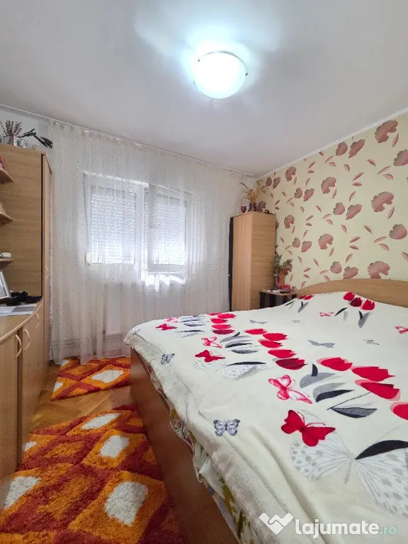 4 camere transformat în 3 camere Spatios Gării