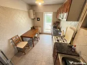 Apartament 3 camere zona Delfinariu cu Centrala 