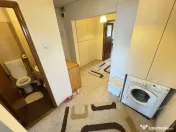 Apartament 3 camere zona Delfinariu cu Centrala 